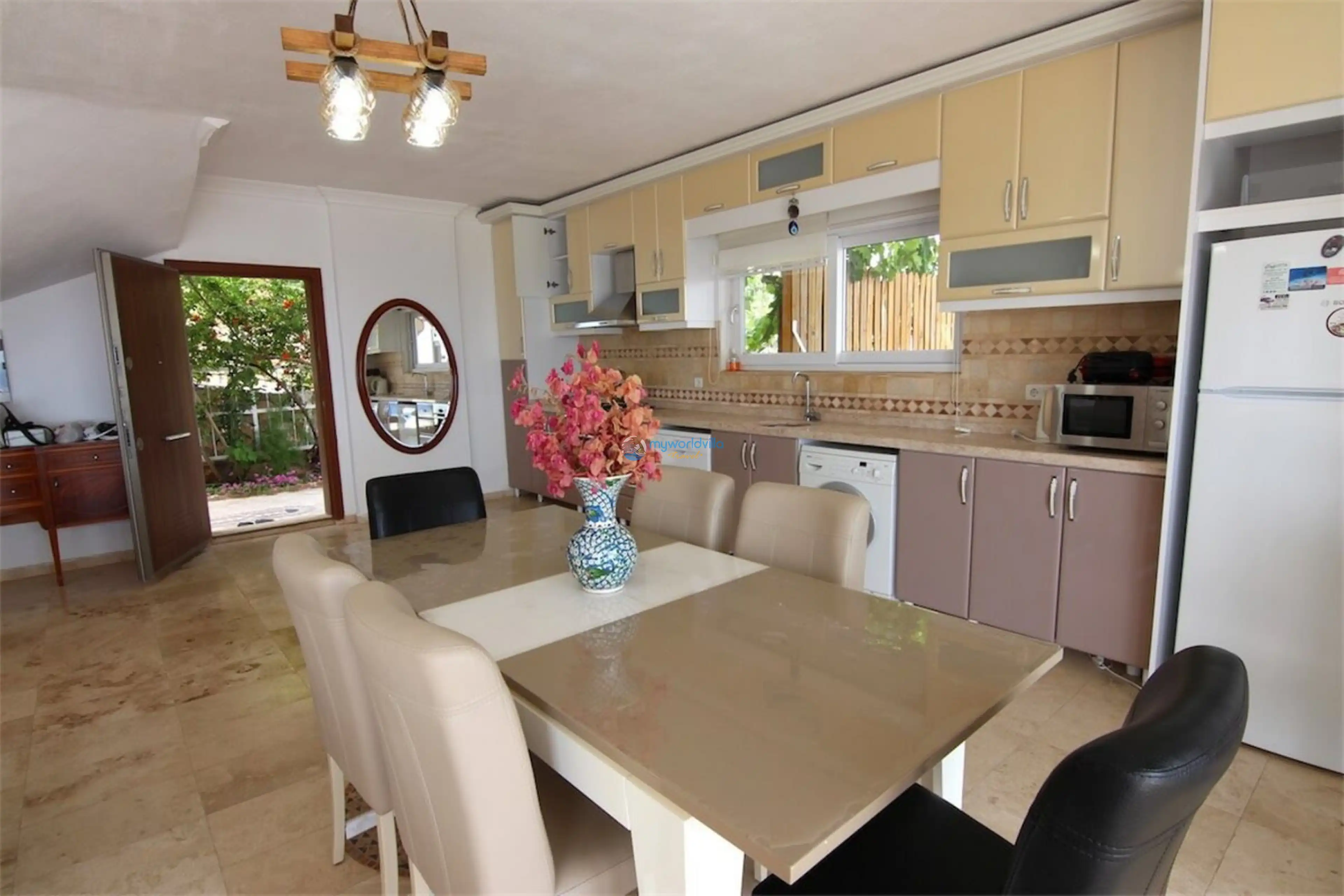 Villa-Albatros-17_472.jpg