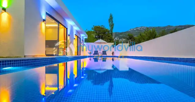 Balayı Villası , Muhafazakar Villa , Jakuzili Villa 