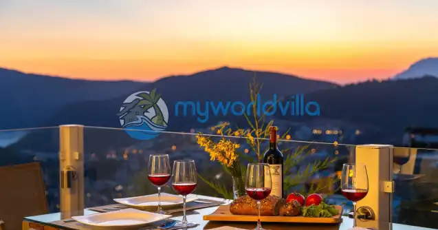 Kalkan Kördere mevkisinde konumlanan büyüleyici deniz manzarası, hamam, sauna ve ısıtmalı iç havuzlu Balayı Villası La Mer Deluxe iki yatak odalı olup dört kişi kapasitesine sahip